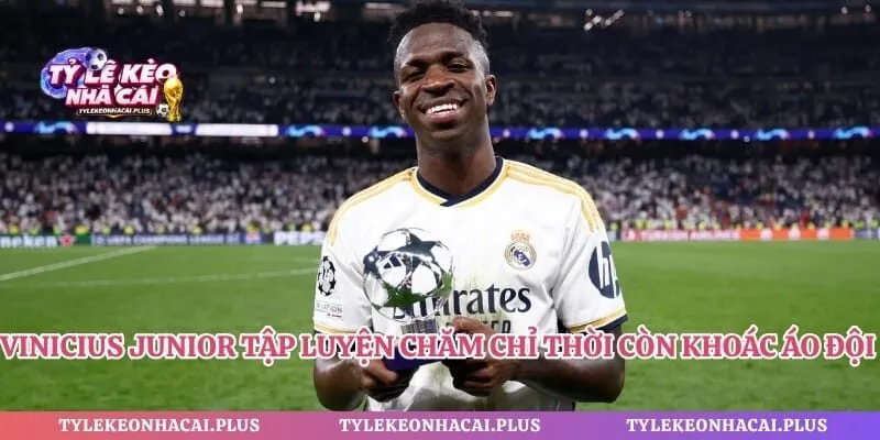 Vinicius Junior tập luyện chăm chỉ thời còn khoác áo đội trẻ Flamengo